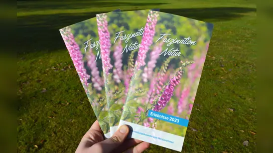 Die neue Broschüre „Faszination Natur“ für das Jahr 2023. (Foto: SVR)