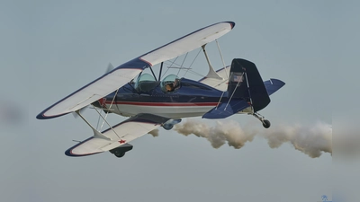 Einen Hauch von Abenteuer hautnah erleben: Am kommenden Wochenende beim Flugplatzfest auf dem Hölleberg bei Trendelburg-Langenthal wird Luftfahrtinteressierten wieder viel geboten. (Foto: Stefan Bönning)