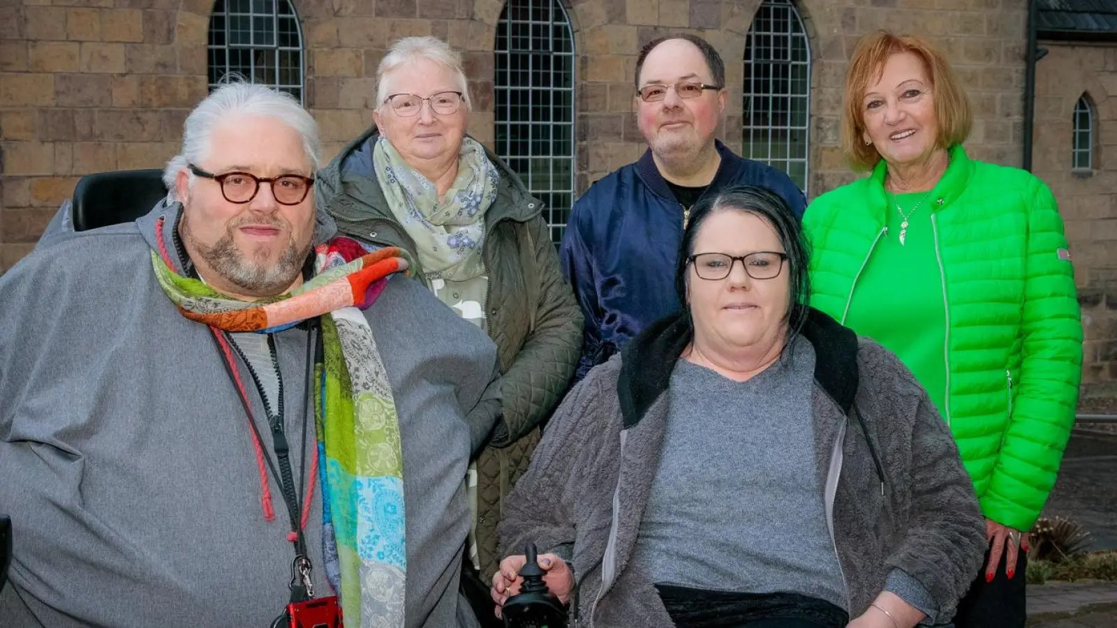V.l.: Alexander Bieseke (Beisitzer und Pressesprecher), Ingrid Ernst (Vorsitzende), Andreas Gerold (Beisitzer und Schriftführer), Astrid Gabel-Kraft (Kassenwartin) und Rosi Wolff (stellvertretende Vorsitzende). (Foto: Kevin Brand Fotografie )