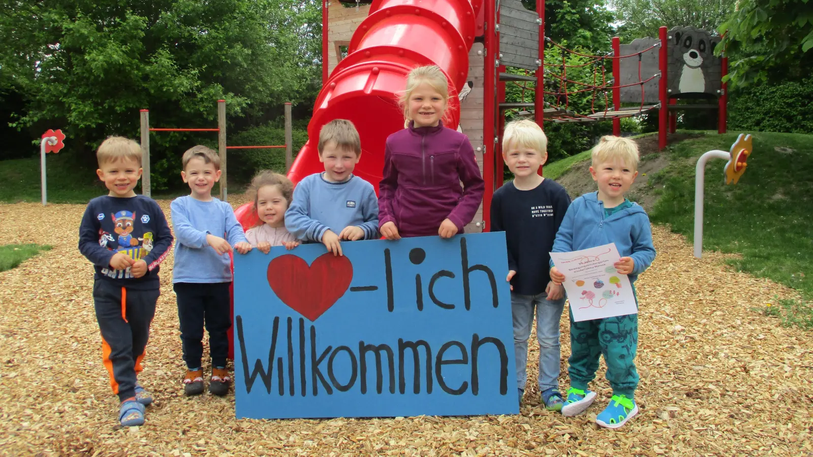 Die Kinder und das Team freuen sich auf zahlreiche Besucherinnen und Besucher und auf einen fröhlichen Nachmittag voller Begegnungen, Erinnerungen und gemeinsamer Feiermomente. (Foto: privat)