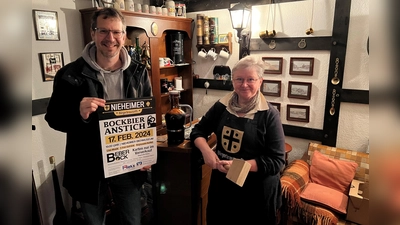 Roland Florin (Schriftführer) und Monika Hölscher-Darke. (Foto: privat)