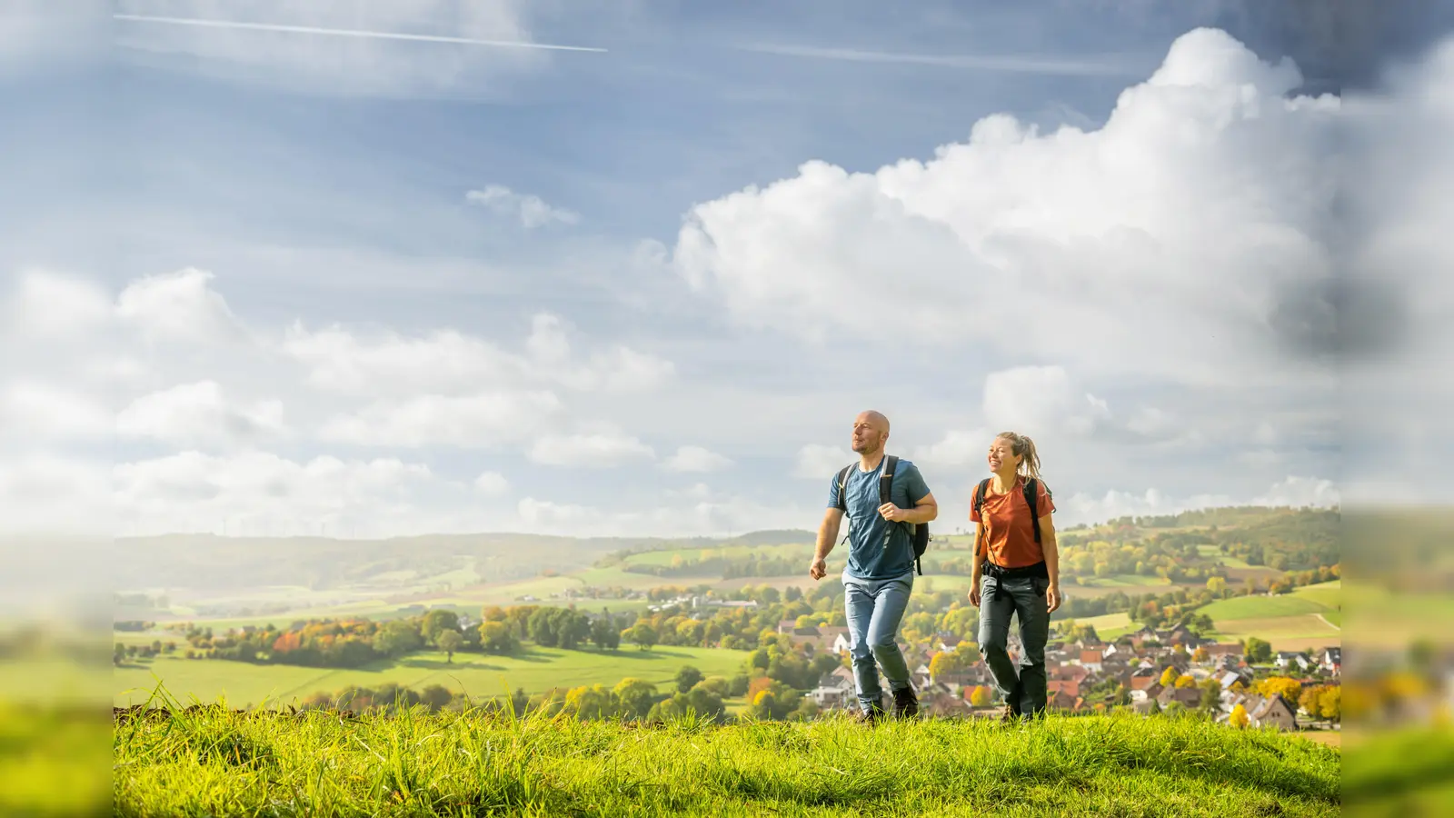 Wer den „Weg der Stille“ von Schwalenberg nach Corvey erwandern möchte, erhält direkt am Startpunkt in Schwalenberg einen Überblick über den Pilgerweg. (Foto: Teutoburger Wald Tourismus, D. Ketz)