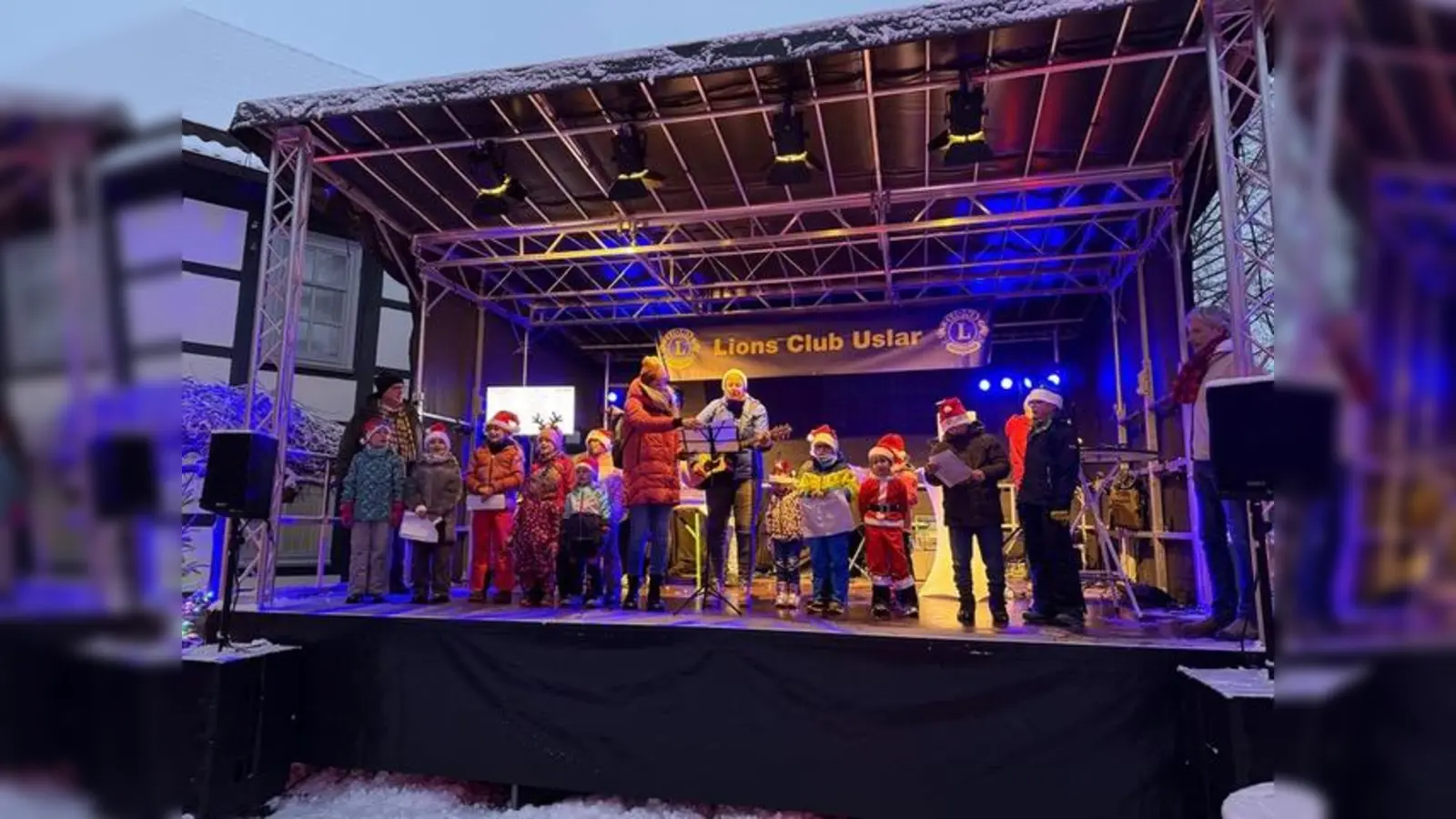 V.l. „Die Krachmacher“ mit Lena Stehncken und Julia Pape-Lange (Gitarre und Leitung). (Foto: LC Uslar)