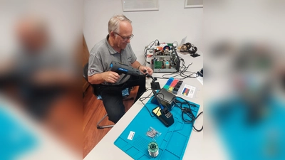 Josef Riepe bei der Arbeit.  (Foto: Wolfram Ziegler)