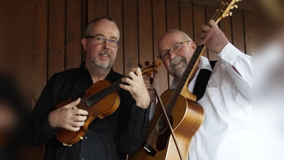 Die Band „Zupf ´n Streich“. (Foto: Maximilian Kothe)