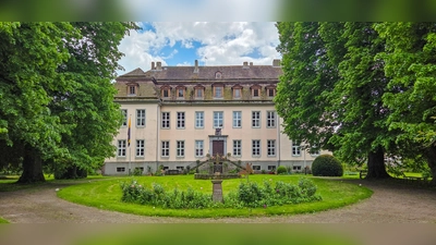 Historische Gartenkunst und spannende Einblicke. (Foto: Cornelia Ostermann-Löhr)