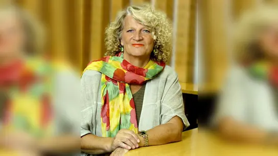 Roswitha Iasevoli hält mit ihrem Publikum einen Gartenplausch. (Foto: privat)