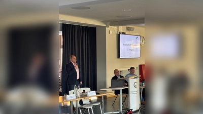 Wirtschaftsförderung und Zentrale Vergabestelle informieren Unternehmen. (Foto: privat)