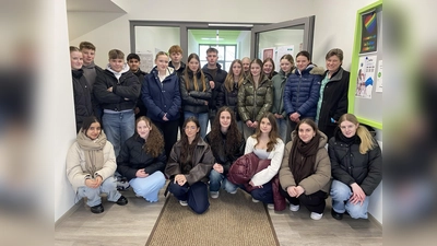 Gruppenfoto des GL-Kurses 10 mit Kursleiterin Sandra Mönnikes. (Foto: Sandra Mönnikes, SGS)