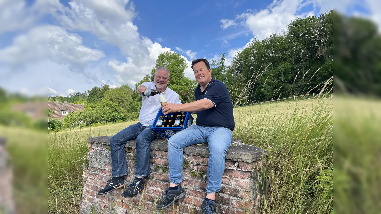 Brauerei-Geschäftsführer Michael Kohlschein (l.) und Braumeister Peter Schießl. (Foto: Julia Sürder)
