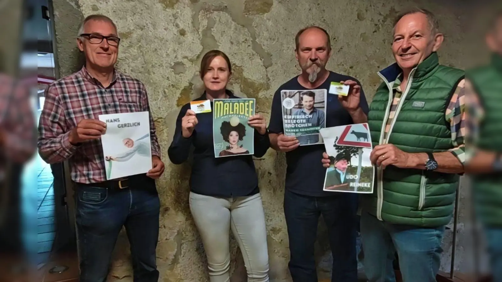 Bei der Vorstellung der Jahreskarte 2027 (v.l.): Klaus Göllner, Sara Knepper, Thomas Gemmeke und Arnd Mathias. (Foto: privat)