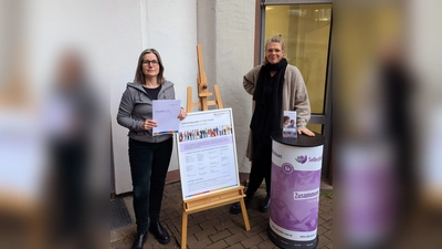 Cornelia Pätzold und Kathrn Groppe vom Selbsthilfebüro Höxter. (Foto: privat)