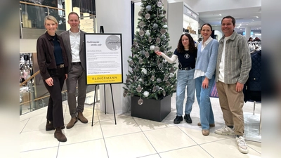 Heike und Jens Klingemann, Stella Porcic und Linda Skrobucha<br>(beide KSB), und Hendrik Thüning (Geschäftsführer)<br> (Foto: privat)