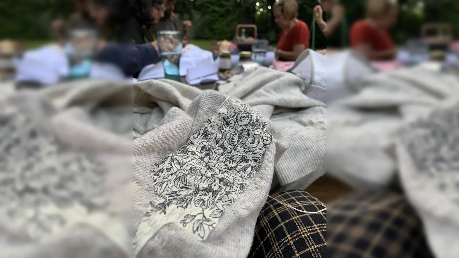 Am Donnerstag, 28. August, oder am Samstag, 20. September, können im Repair Café in Steinheim jeweils von 14 bis 18 Uhr alte Kleidungsstücke repariert und/oder zu modischen Unikaten gemacht werden. (Foto: Linsensüppchen54)