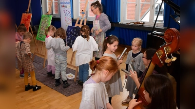 Mit Musik und Farbe die Welt entdecken. (Foto: Stadt Höxter)