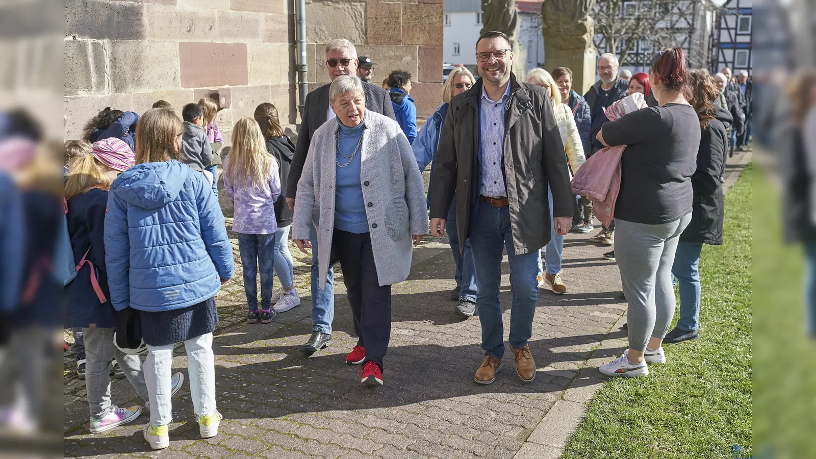 Seit fast 600 Jahren werden in der Dornröschenstadt, alljährlich am Mittwoch vor Ostern, die Stutewecken an die Kinder der Stadt verteilt. Der Brauch geht auf eine Überlieferung aus dem Jahr 1428 zurück. (Foto: Stefan Bönning)