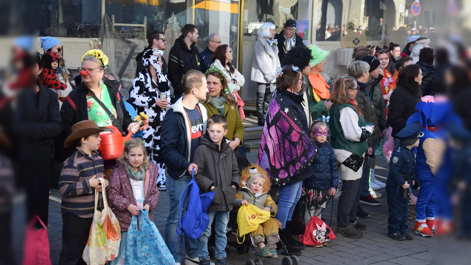 Auf Steinheims Straßen gings mal wieder besonders lustig zu. (Foto: Marc Otto)