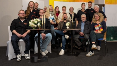 Die Theater AG „Vorhang auf“ bereitet sich auf die Premiere vor. (Foto: privat)