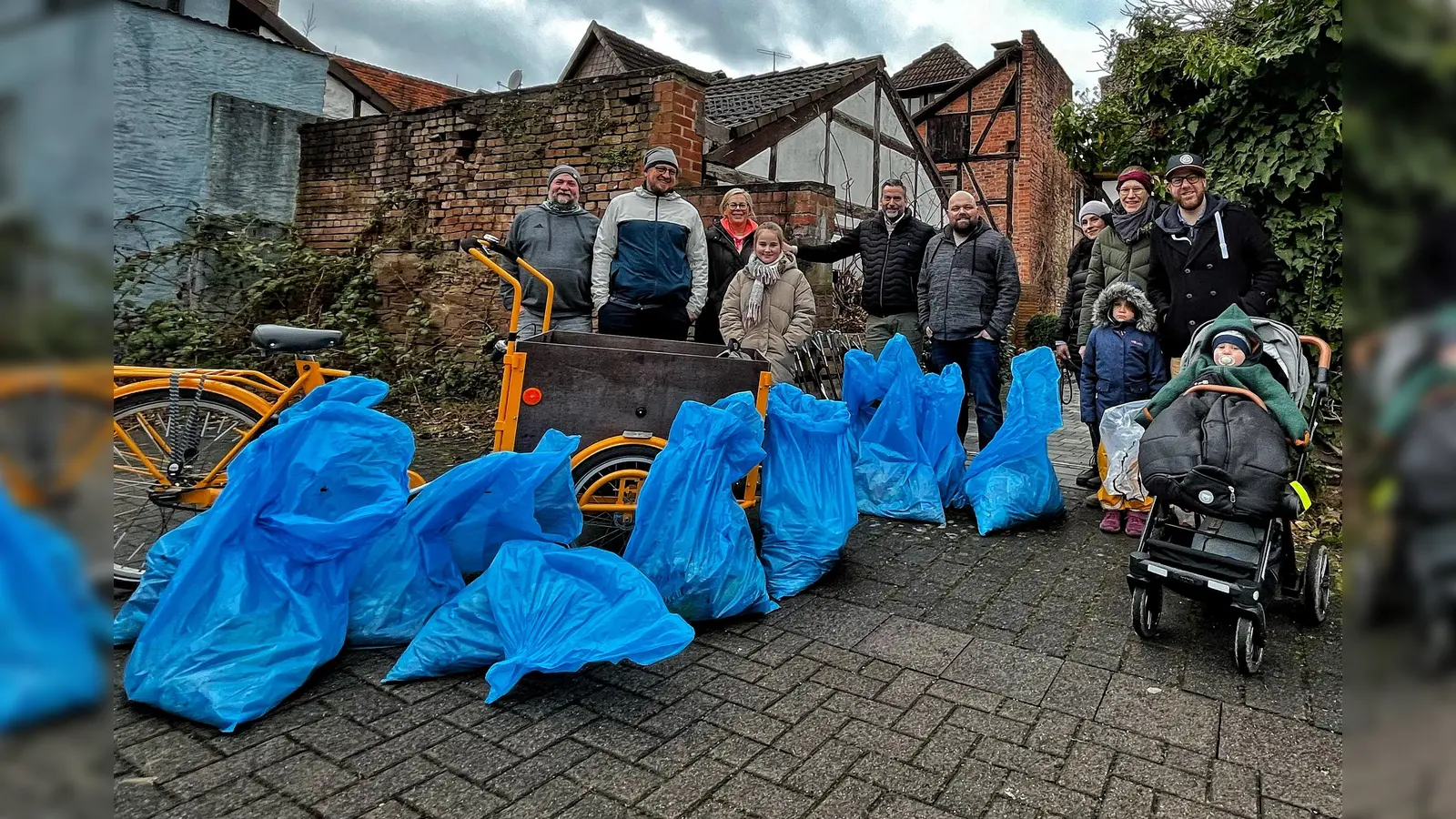 Die in 2023 von Björn Schrader (Mitte) privat initiierte Aufräumaktion wird in diesem Jahr mit dem „Nestputz“ etwas größer ausgerollt. (Foto: Björn Schrader)