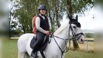 Marleen Wäsche verteidigt erfolgreich den Fuchsschweif. (Foto: privat)