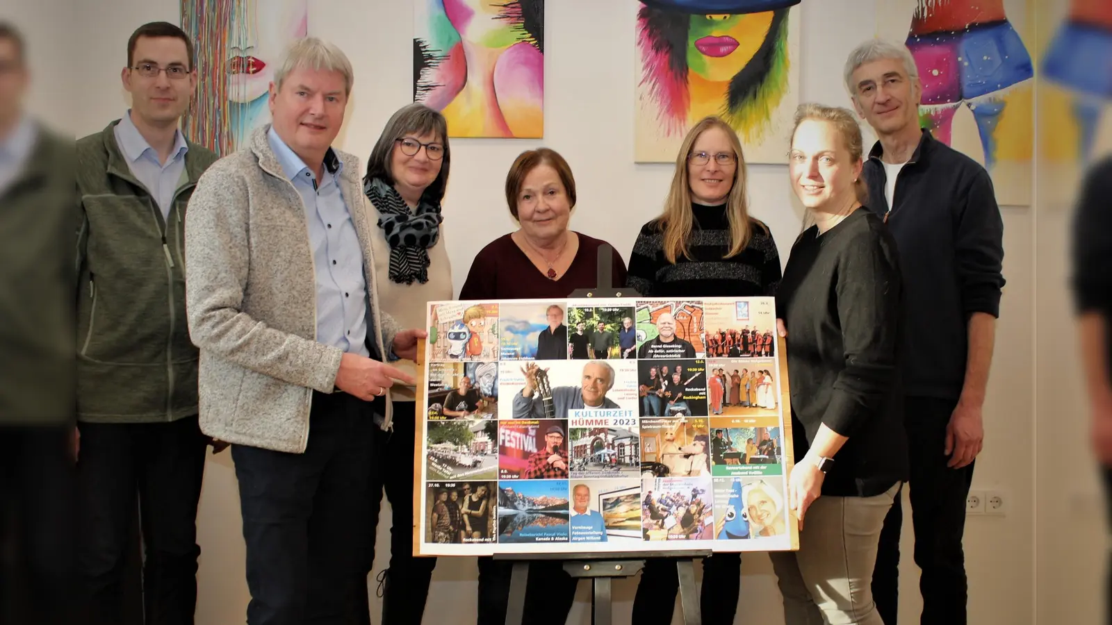 Vorstandsmitglieder und Mitarbeiter des Generationenvereins Bahnhof (v.l.) Dirk Altmann, Peter Nissen, Erika Lauterbach-Nissen, Gudrun Brömsen, Marion Mertens, Christane Gerland und Marcus Breindl. (Foto: Inge Seidenstücker)