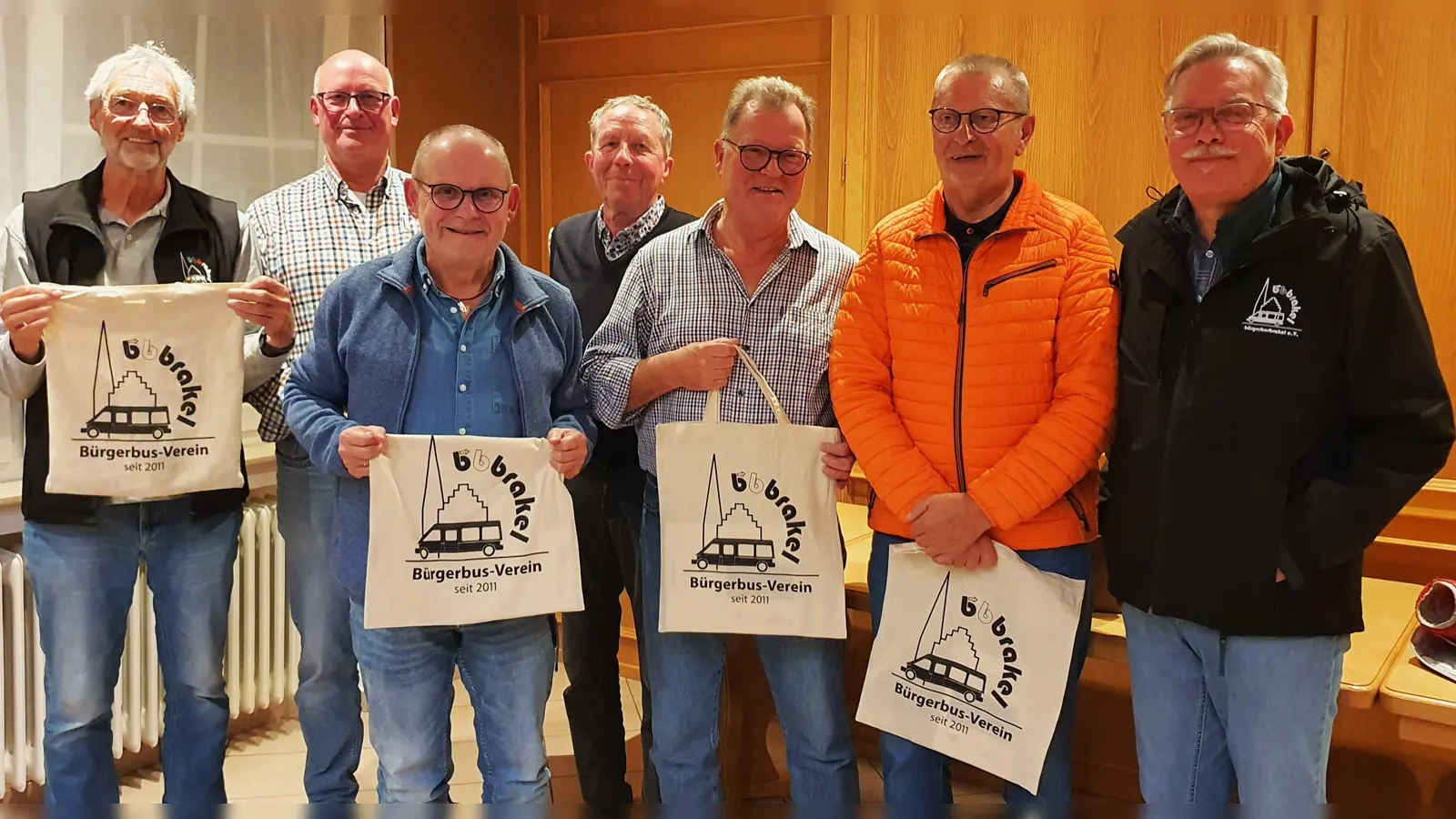 V.l.: Rainer Pauli, 1. Vorsitzender, Heinrich Feldmann, Elmar Markus, Wolfgang Deppe, 2. Vorsitzender, Hans Peter Lenk, Helmut Krelaus und Erwin Zimmermann, Vorstandsmitglied/Kassierer. (Foto: privat)