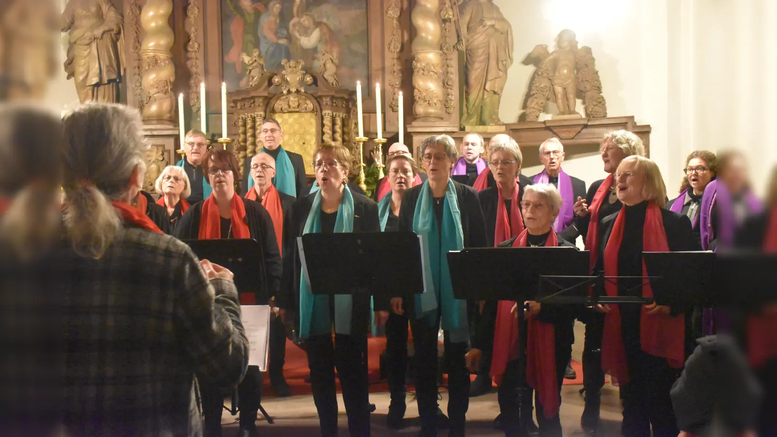 Der Chor „be voices“ beim Auftritt in Blankenau 2023 (Foto: Barbara Siebrecht)