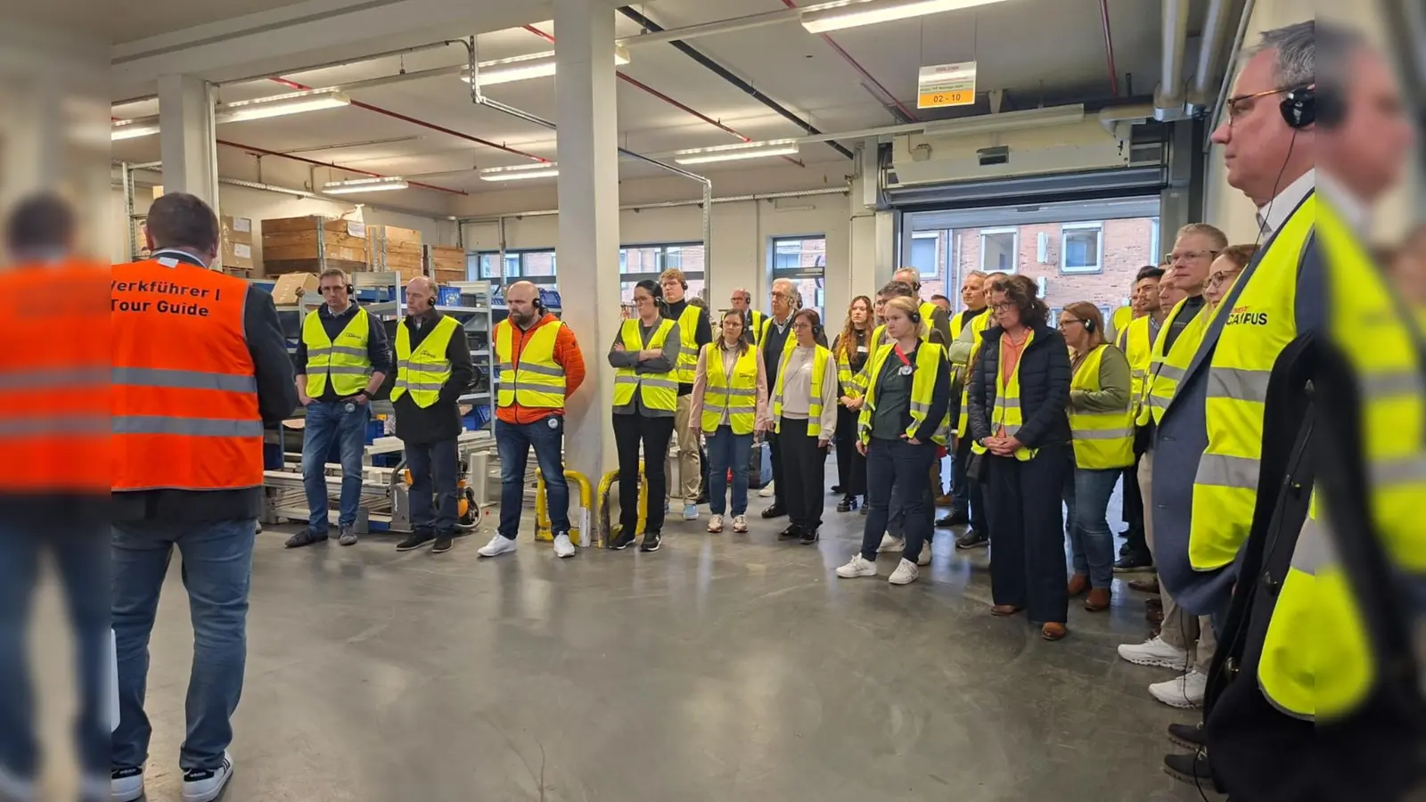 Highlight war die Betriebsführung durch die Wärmepumpenproduktion der STIEBEL ELTRON GmbH &amp; Co. KG. (Foto: Stadtmarketing Holzminden GmbH)