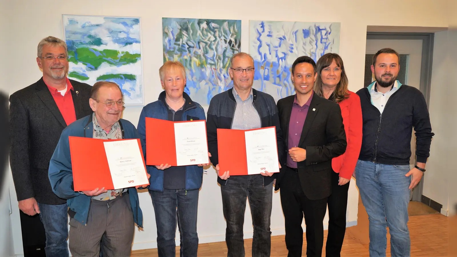 Michael König, Harry Andreas, Gerd Henze, Ingo Pies, MdL Oliver Ulloth, MdB Esther Dilcher, Tim Kolle. (Foto: SPD)