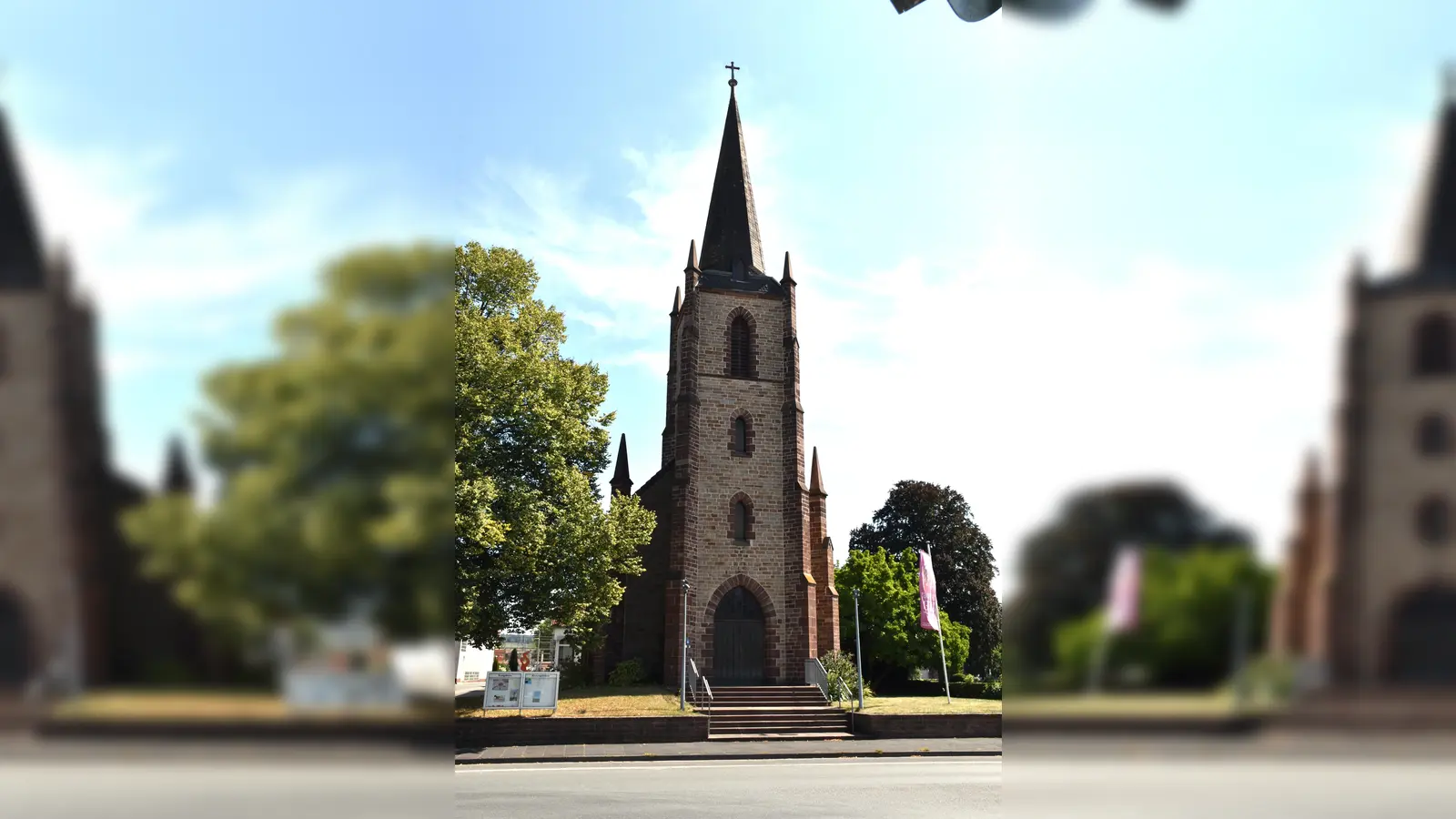 Kreuzkirche Beverungen (Foto: Barbara Siebrecht)