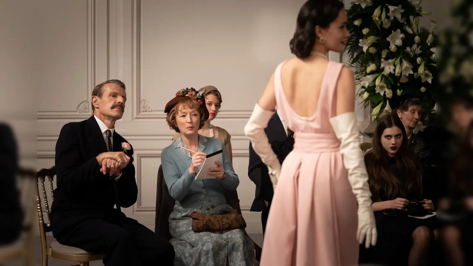 „Mrs. Harris und ein Kleid von Dior”.  (Foto: Dávid Lukács/Ada Films Ltd )