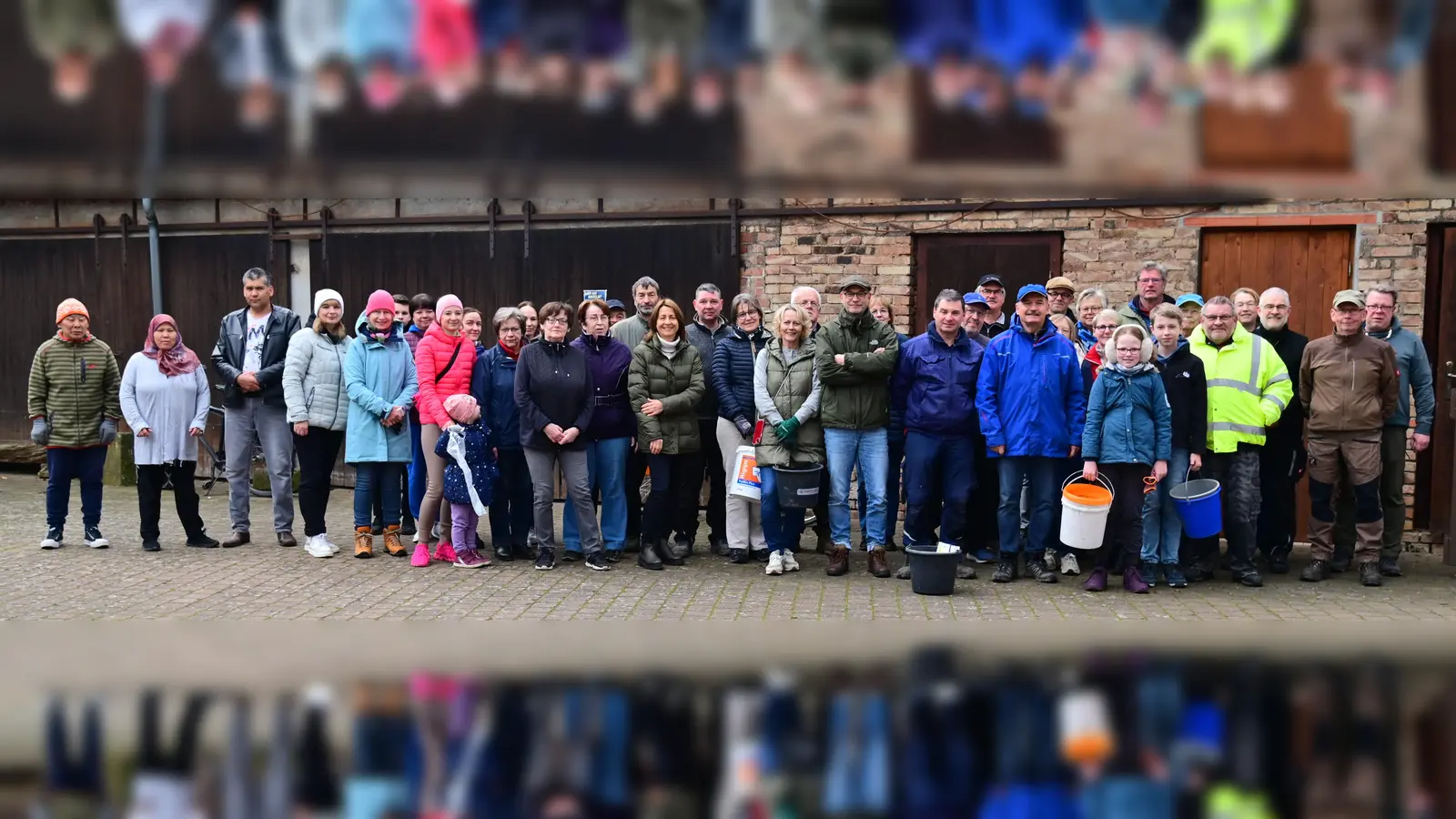 Die erfolgreichen Akteure des Umwelttages beim Abschluss in der Kulturscheune. (Foto: Markus Schmitt)