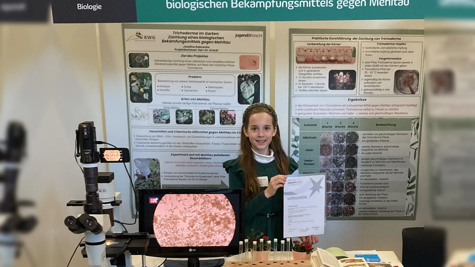 Josephine Rabcenko, Schülerin des Höxteraner KWG gewann mit ihrem biologischen Mittel gegen Mehltau den ersten Preis im Landeswettbewerb NWR von „Jugend forscht”. (Foto: KWG / privat)