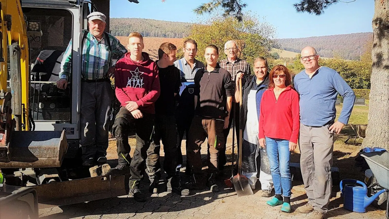 (v.l.) Günther Humann, Kilian Loges, Johannes Schlüter, Ulrich Knipping, Dustin Hübener, Joseph Rode, Andreas Gogrewe, Petra Rolff-Ewen, Wolfram Rode  - es fehlt Reinhard Schlüter. (Foto: Foto: privat)