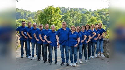 Der Heimatschutzverein Ottbergen sowie seine Majestäten mit Hofstaat freuen sich auf das Schützenfest. (Foto: privat)