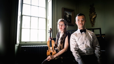 Philippa Mo (Violine) und Albert Lau (Piano). (Foto: G.Carpenter)