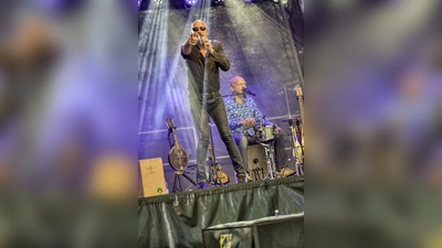 C (Mathias Zeh) und Rainer (Schacht) sind das Gesangsduo „die feisten“ (Foto: die feisten: Roland Buss)
