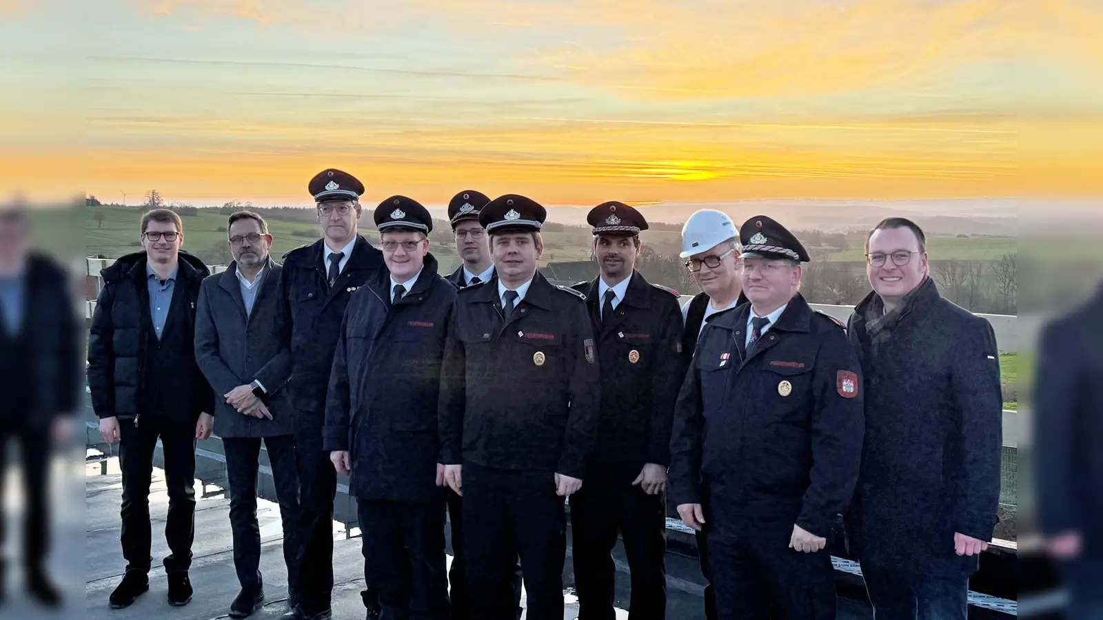 V.l.: Wilhelm Bremer, Andreas Kiele-Dunsche, Markus Wieners, Sven Heinemann, Maximilian Tenge, Michael Schröder, Thomas Rohde, Hans-Joachim Kress, Christoph Fehr und Bürgermeister Alexander Kleinschmidt. (Foto: Stadt Brakel)