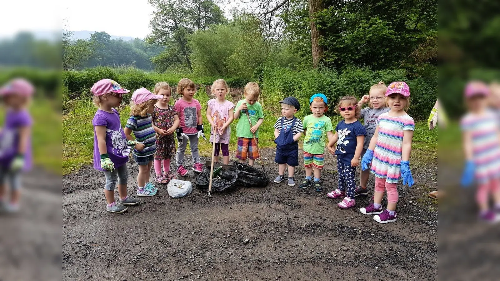 Müll gehört in die Tonne und nicht in die Natur finden auch die Kinder der Ev. KiTa Helmarshausen. (Foto: Foto: privat)