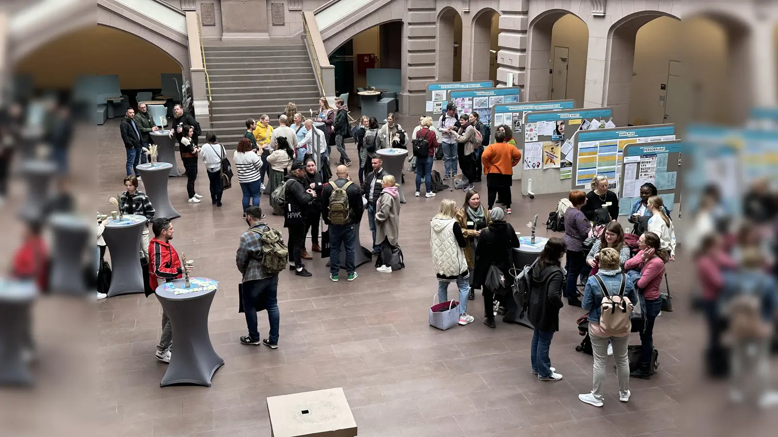 Den Einführungstag des Bachelorstudiengangs Soziale Arbeit berufsbegleitend Anfang April. (Foto: HAWK)