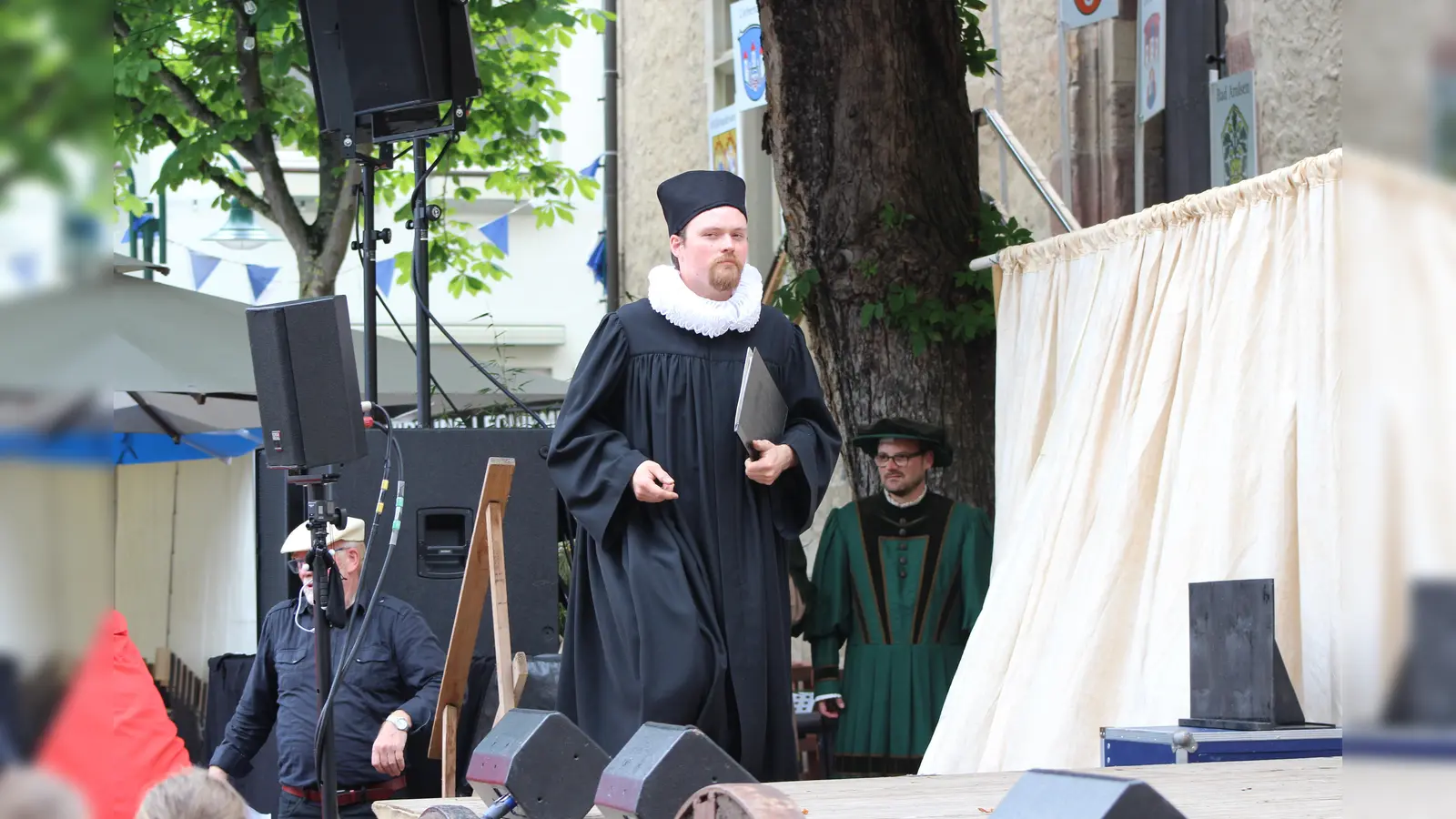 Der Klassiker beim Warburger Kälkenfest: Traditionell wird am Sonntag das Stück „Die Wasserwippe” aufgeführt.  (Foto: Julia Sürder)