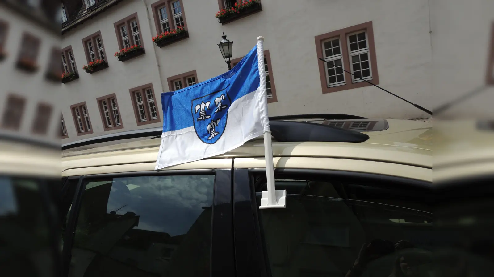 Autoflaggen des Beverunger Schützenvereins. (Foto: Schützenverein)