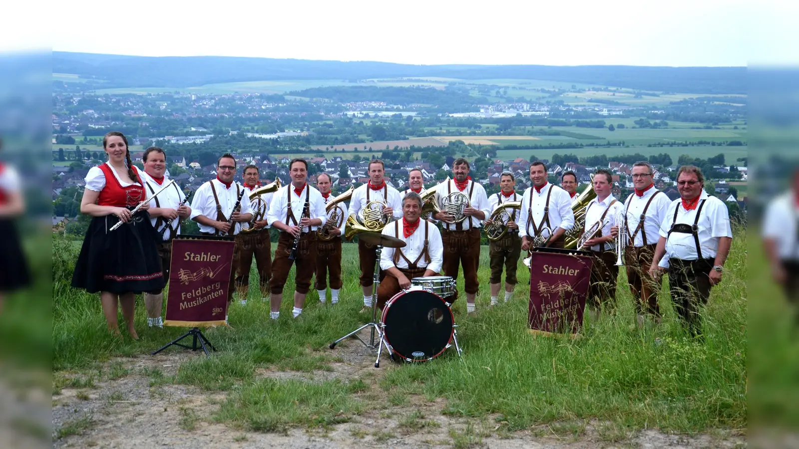 Die Stahler Feldberg-Musikanten spielen auf. (Foto: Stahler Feldberg-Musikanten)