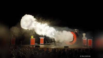 Die Physikanten &amp; Co. werden zum Semesterstart des VHS-Zweckverbandes eine spektakuläre Show bieten. (Foto: Mark Wohlrab)