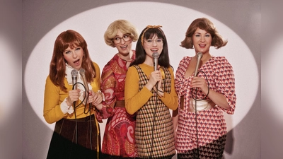 Gretchens Antwort nimmt Sie mit in die glitzernde Welt der Hitparade. (Foto: Hendrik Gergen)