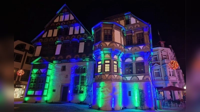Late-Night-Shopping im Lichtermeer: Die Innenstadt lädt zum Einkaufen in stimmungsvoller Atmosphäre. (Foto: privat)