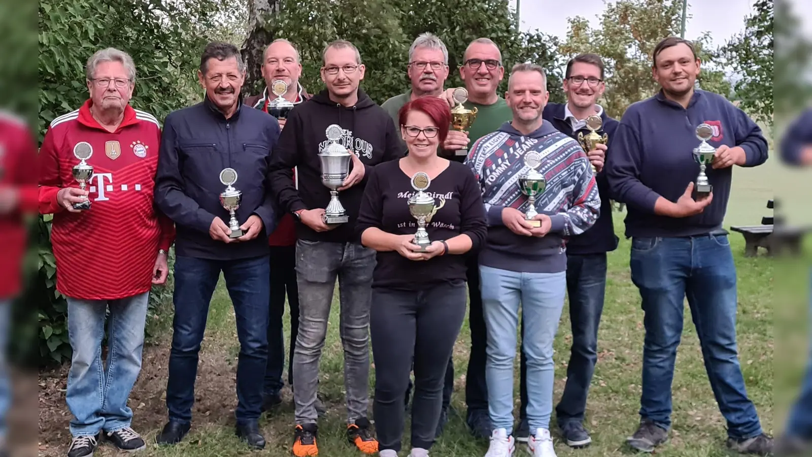 (v.l.) Ferdinand Struck, Gerhard Kirchhoff, Marian Struck, Andre Stafast, Ann- Christin Disse, Harald Held, Walter Rudolph, Michael Knaup, Daniel Koch und Fabian Meier. (Foto: Schützenverein Amelunxen)