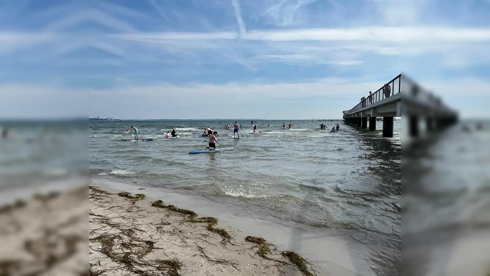 Sommerlaune pur: 35 Jugendliche haben die diesjährige Jugendfreizeit in Scharbeutz an der Ostsee verbracht. (Foto: Jup!)