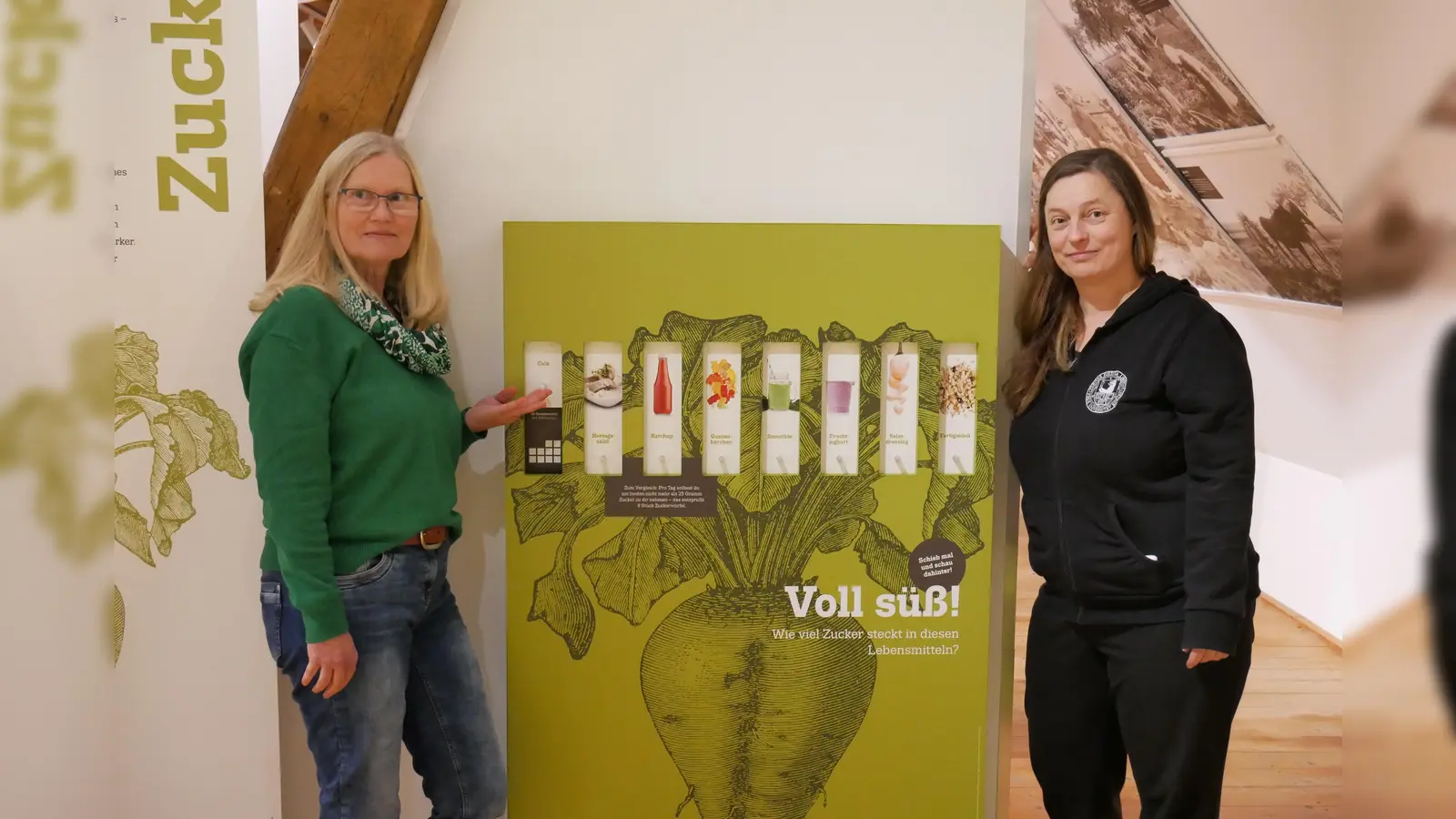 Sabine Diederich (links) und Sabine Schmidt kümmern sich ab sofort als Duo um das Wasserschloss Wülmersen mit seinen vielfältigen Angeboten.  (Foto: Landkreis Kassel)
