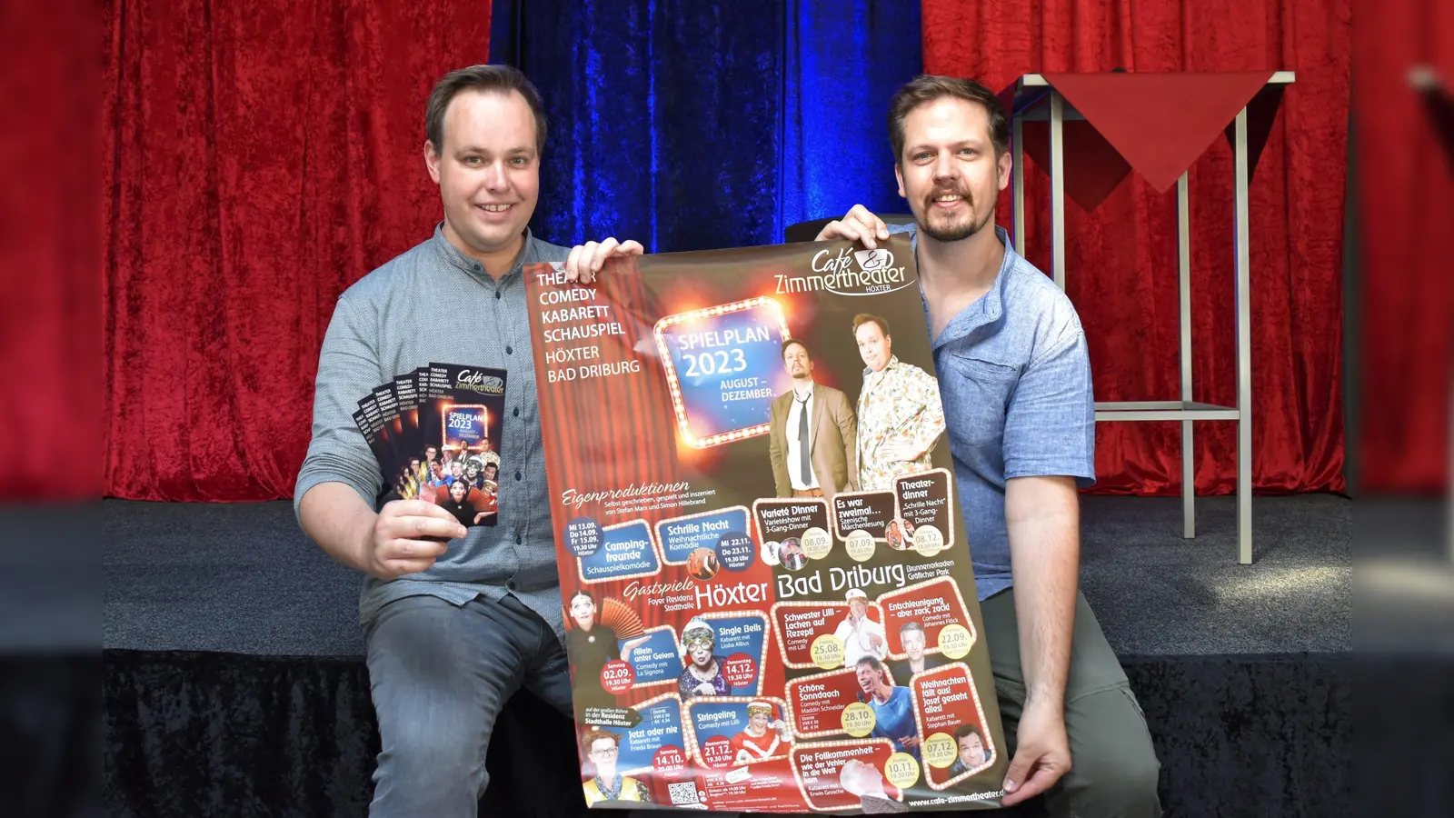 Stefan Marx und Simon Hillebrand vom Zimmertheater mit dem neuen Spielplan (Foto: privat)